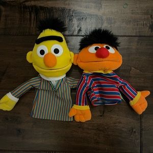 Gund Sesame Street Plush Hand Puppets Bert and Ernie